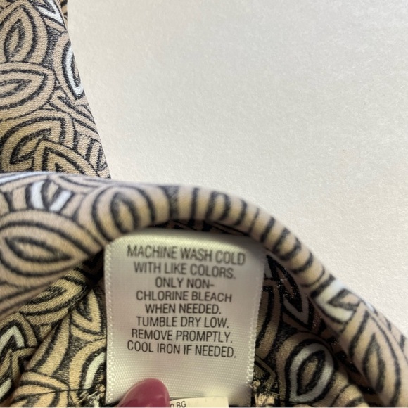 Dana Buchman Women's Patterned Blouse Size XL Brown & Black - Picture 7 of 12